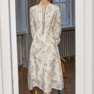 Simple Retro Lyric Dress